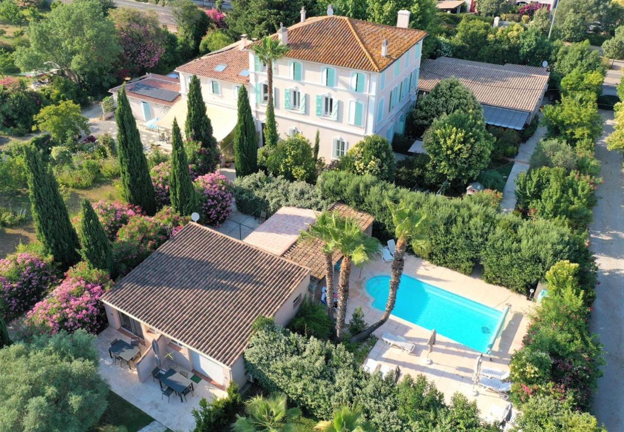 Domaine De L'Aufrene Panzió Hyères Kültér fotó