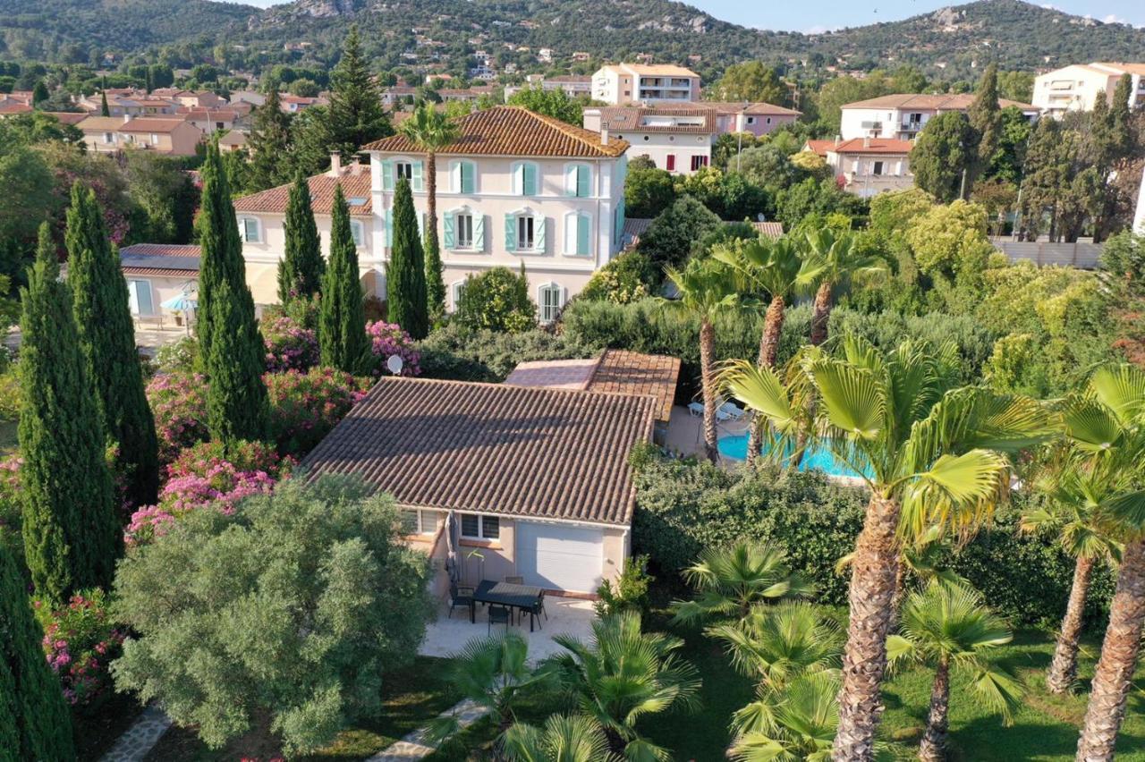 Domaine De L'Aufrene Panzió Hyères Kültér fotó